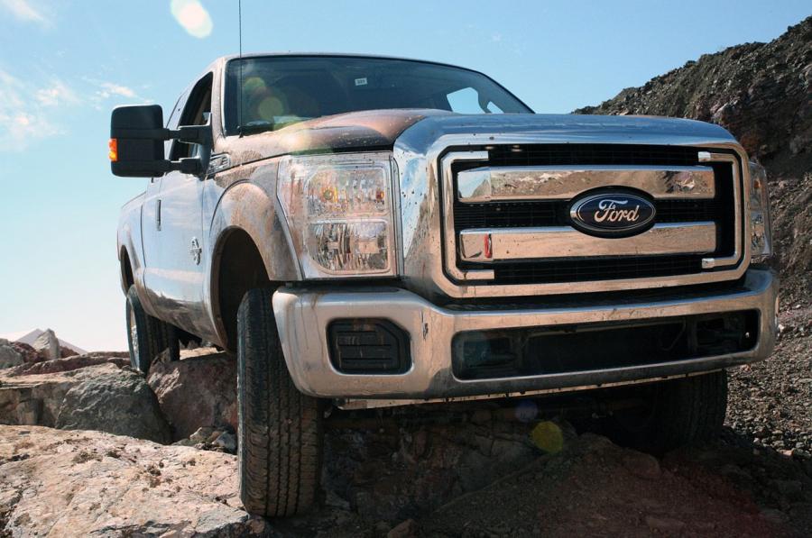  Ford F-Series Super Duty 2011 года  (фото 2 из 82)